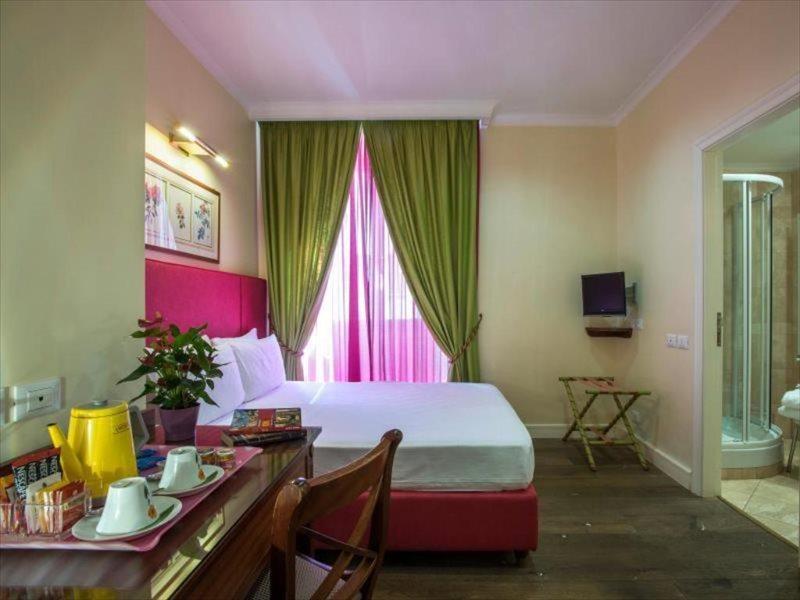 I Giardini Del Quirinale Bed & Breakfast Рим Екстериор снимка