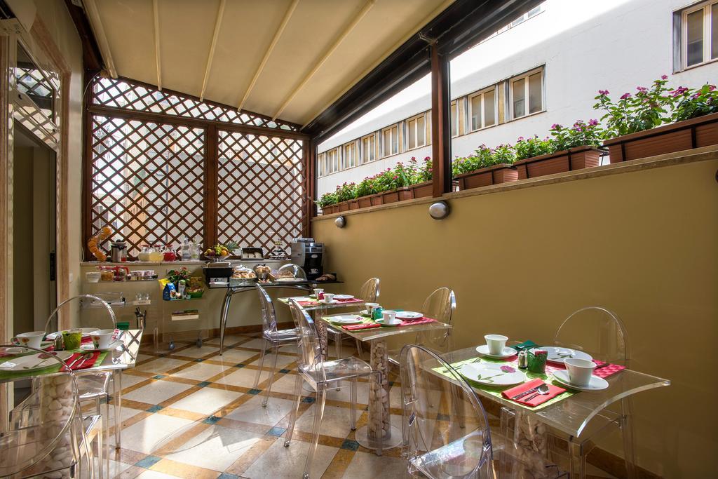 I Giardini Del Quirinale Bed & Breakfast Рим Екстериор снимка