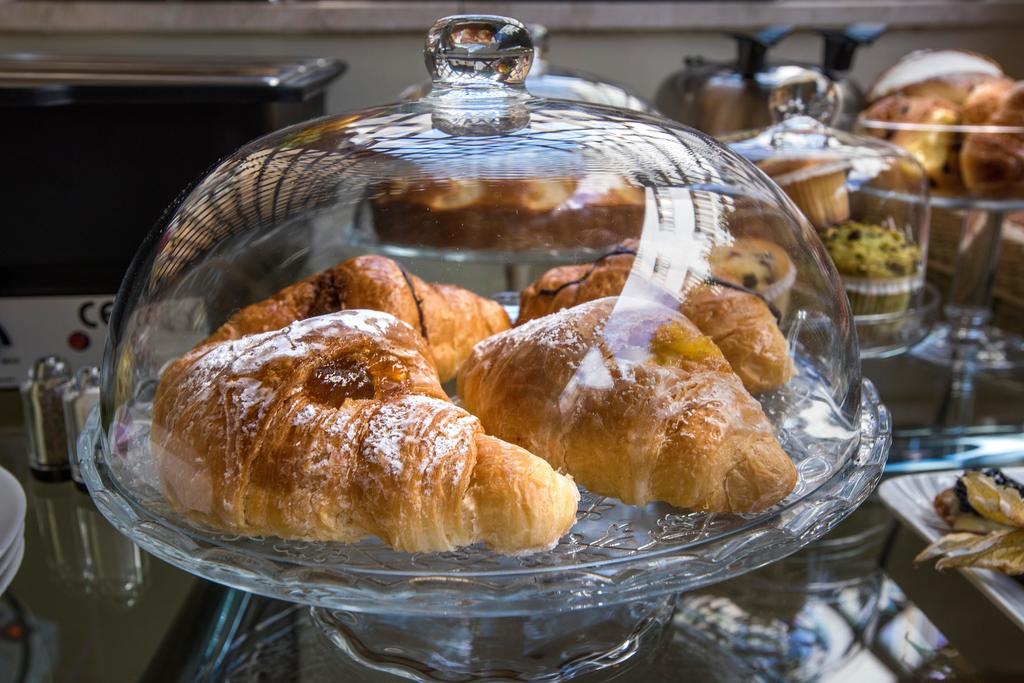I Giardini Del Quirinale Bed & Breakfast Рим Екстериор снимка