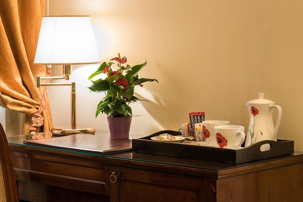 I Giardini Del Quirinale Bed & Breakfast Рим Екстериор снимка