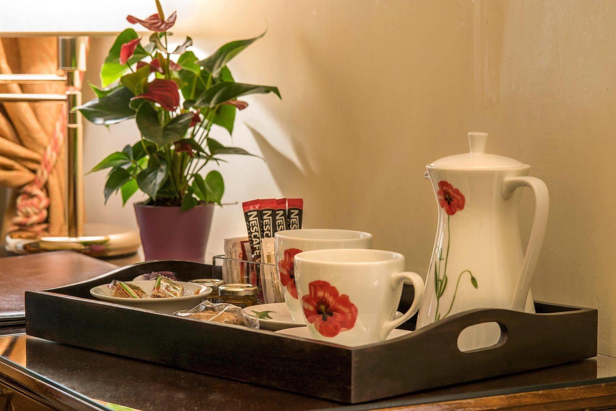 I Giardini Del Quirinale Bed & Breakfast Рим Екстериор снимка