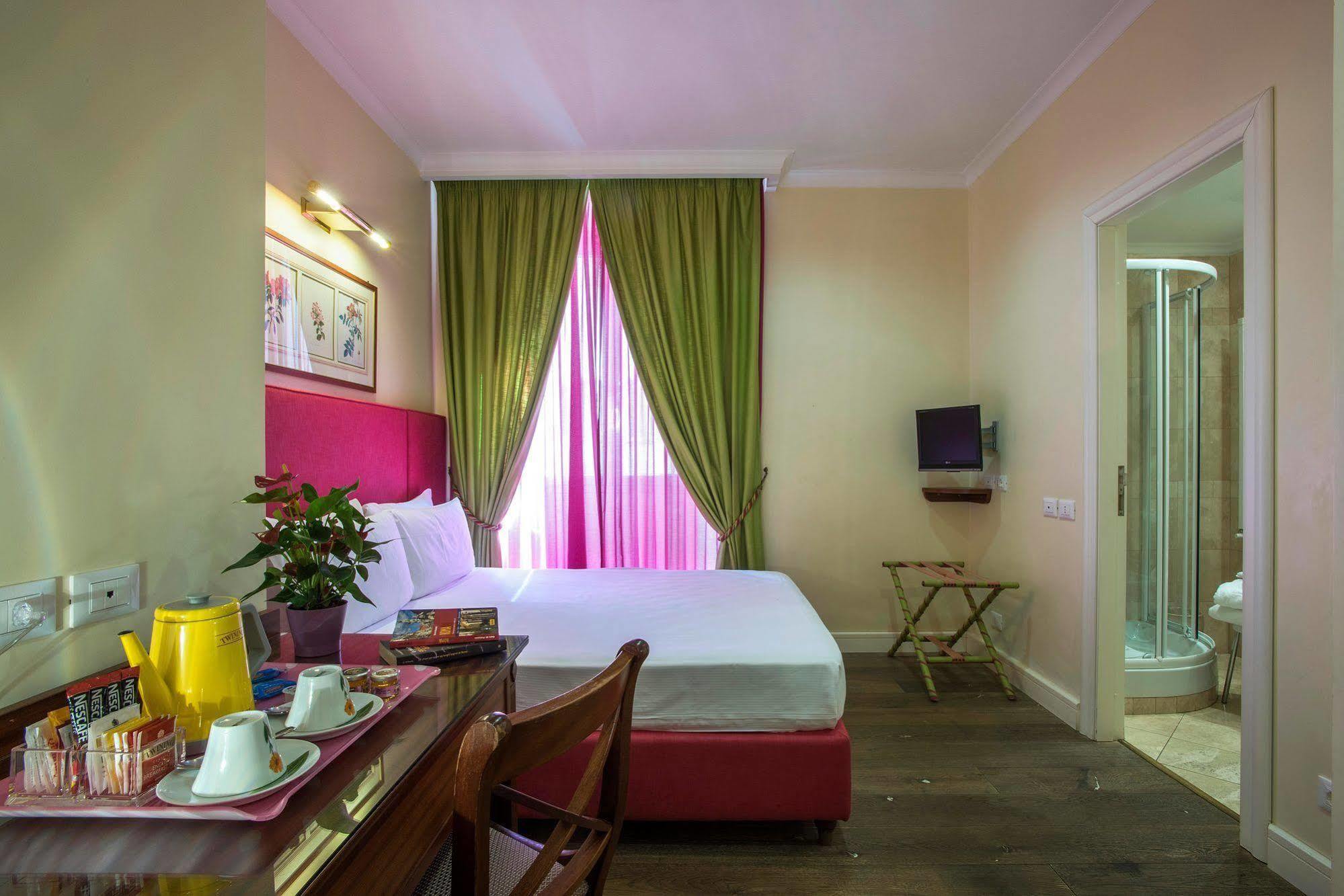 I Giardini Del Quirinale Bed & Breakfast Рим Екстериор снимка