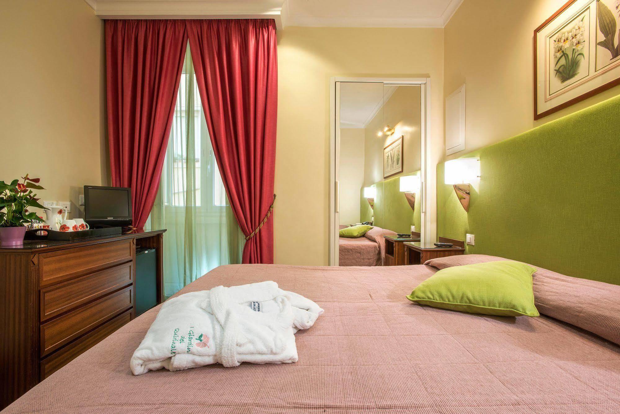 I Giardini Del Quirinale Bed & Breakfast Рим Екстериор снимка